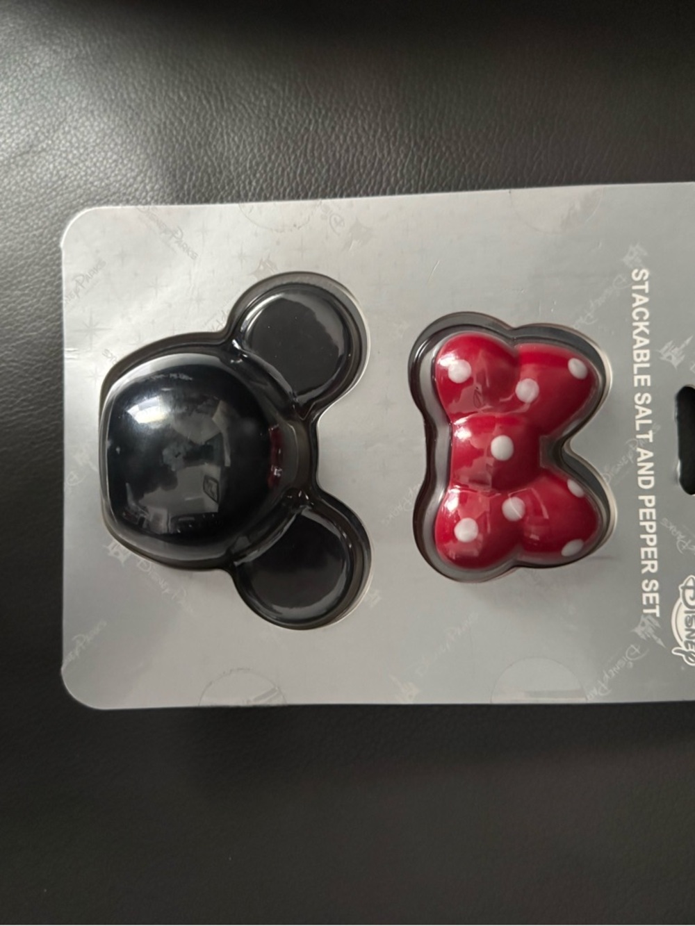 Mickey & Minnie Stackable Salt and Pepper Set Disney Parks NEW
